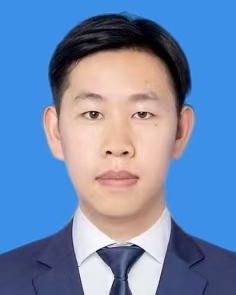 郎俊-实习律师.jpg