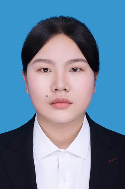 赵果-实习律师.jpg